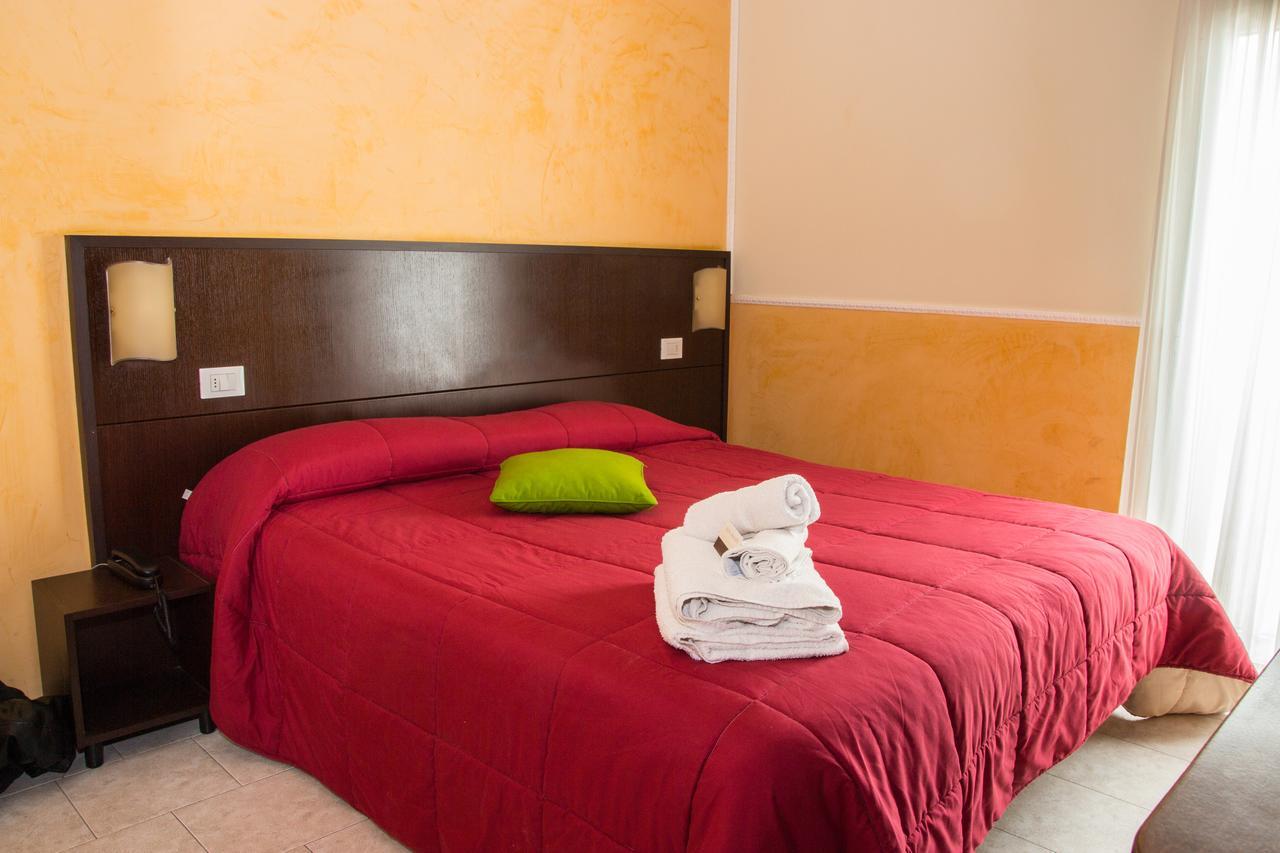 Hotel Okinawa Rimini Exterior photo