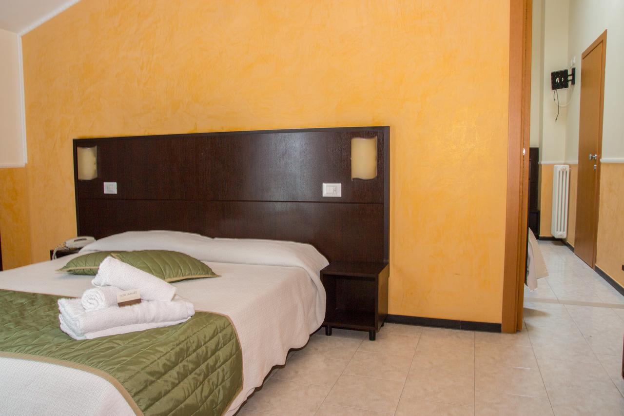 Hotel Okinawa Rimini Exterior photo
